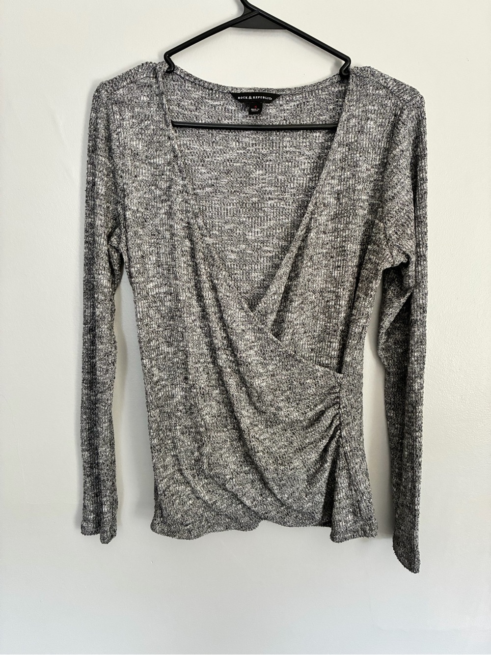 Rock and Republic Heather Gray Wrap-Front Long Sleeve Top size small